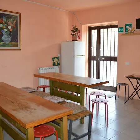 Hostel Centrale La Spezia